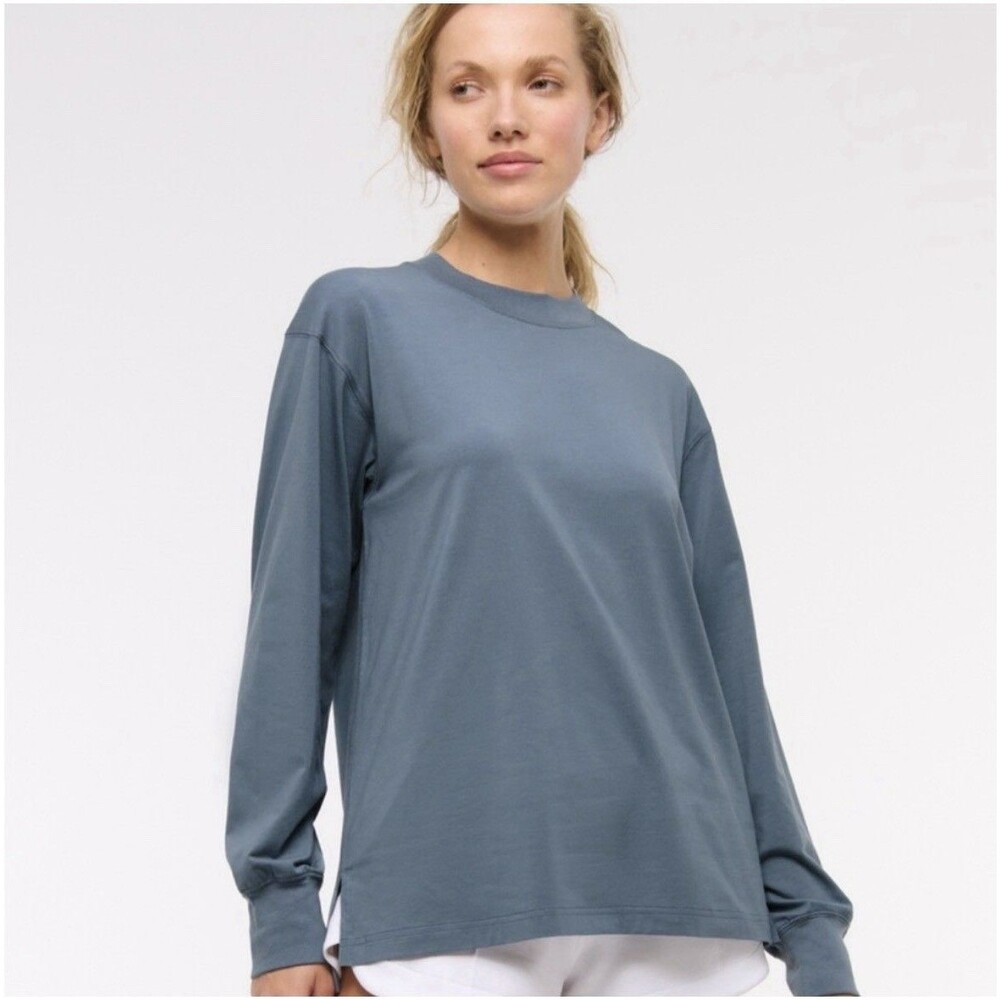 YPB  Abercrombie Long Sleeve Crew Neck Activewear Pullover Blue Women's XXL NWT